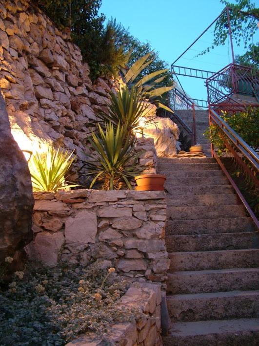 Apartmani Mladina Jelsa  Bagian luar foto