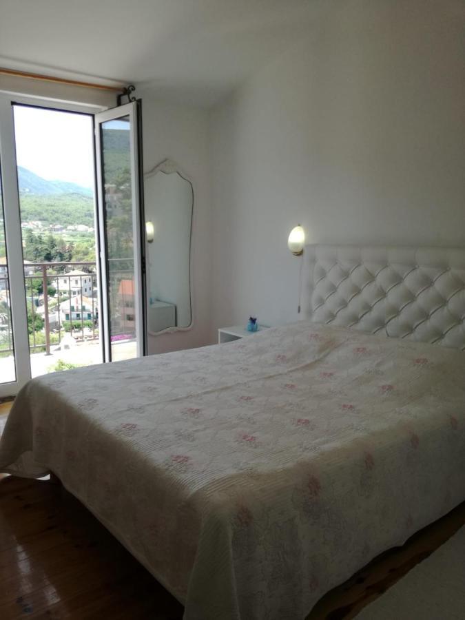 Apartmani Mladina Jelsa  Bagian luar foto